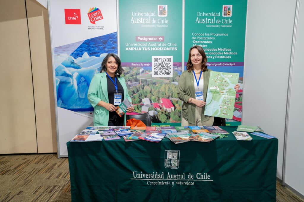 Escuela de Graduados de la UACh Sede Puerto Montt participó en Feria “Estudiar en Chile” que se realizó en Perú